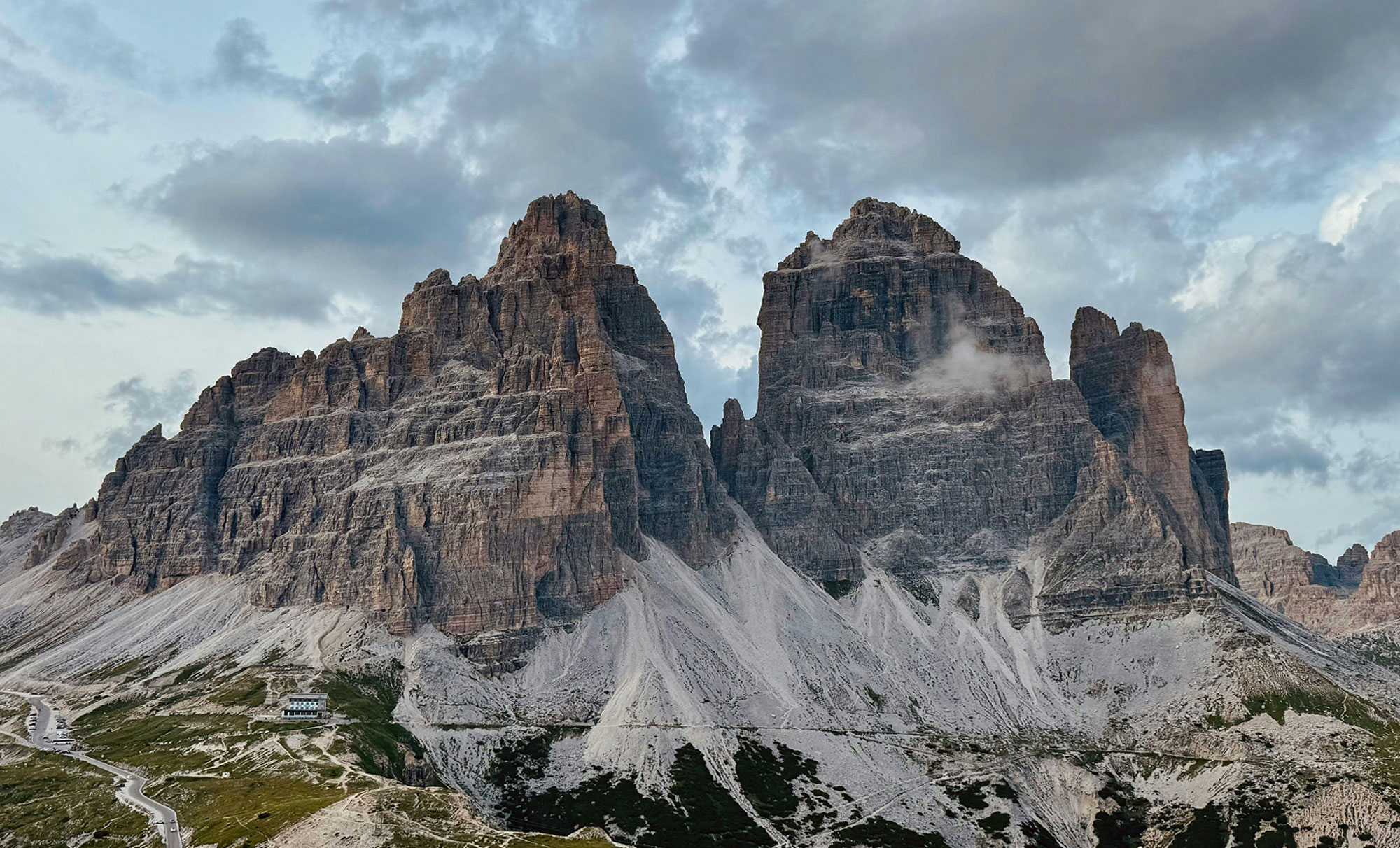 Paesaggio montano delle Dolomiti